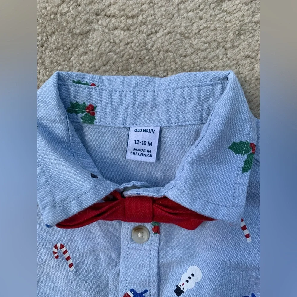 Old Navy Size 12-18 Months Christmas Dino Button Down Dress Shirt and Bow Tie